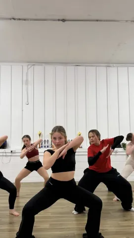 The street squad hitting a shape together in the studio